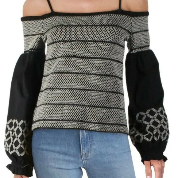 INC XL balloon sleeve cold shoulder top - Picture 2 of 7